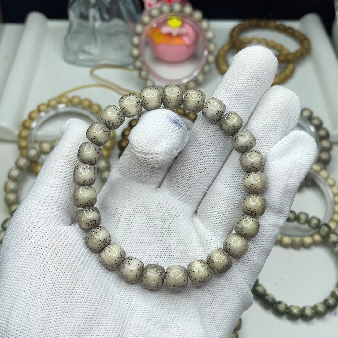 十***伟手串星月菩提9mm灰冰糖通体