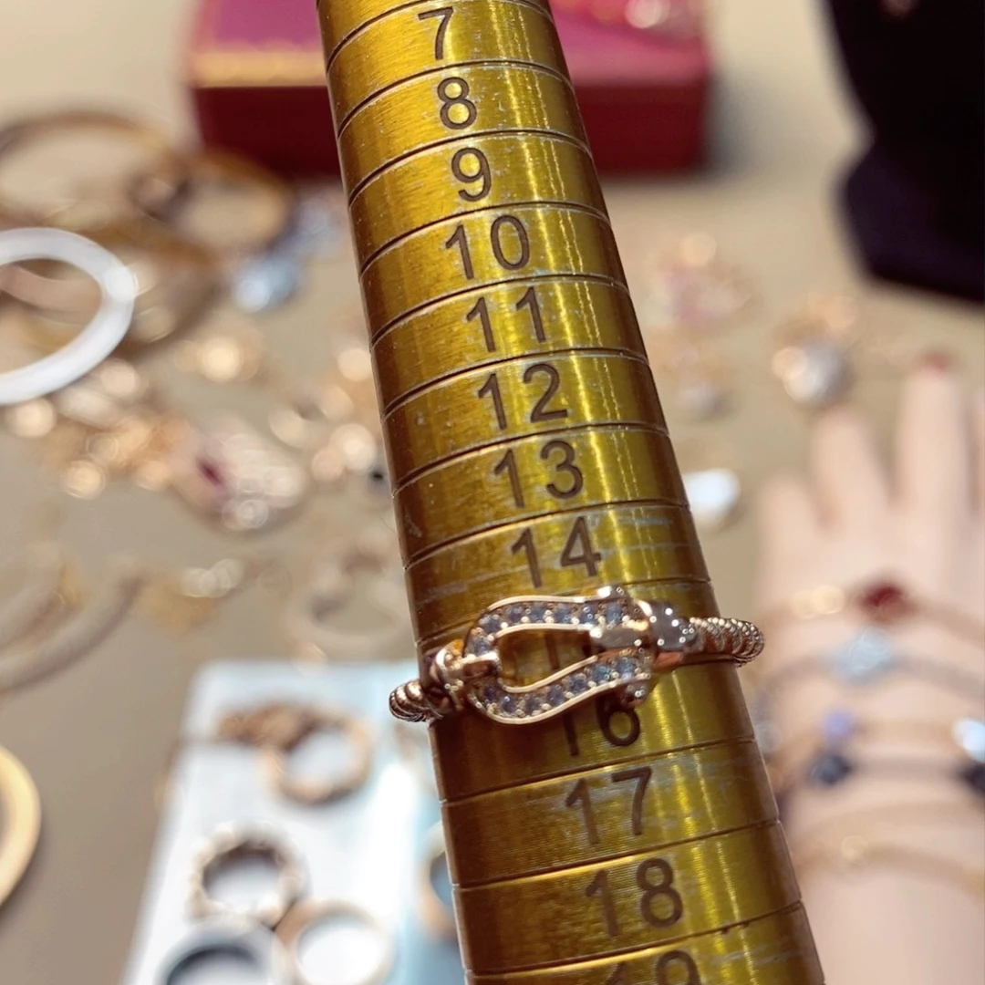 瓷片只**见四季皆是春花206