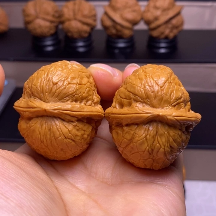 文玩核桃把件九五玄铁15