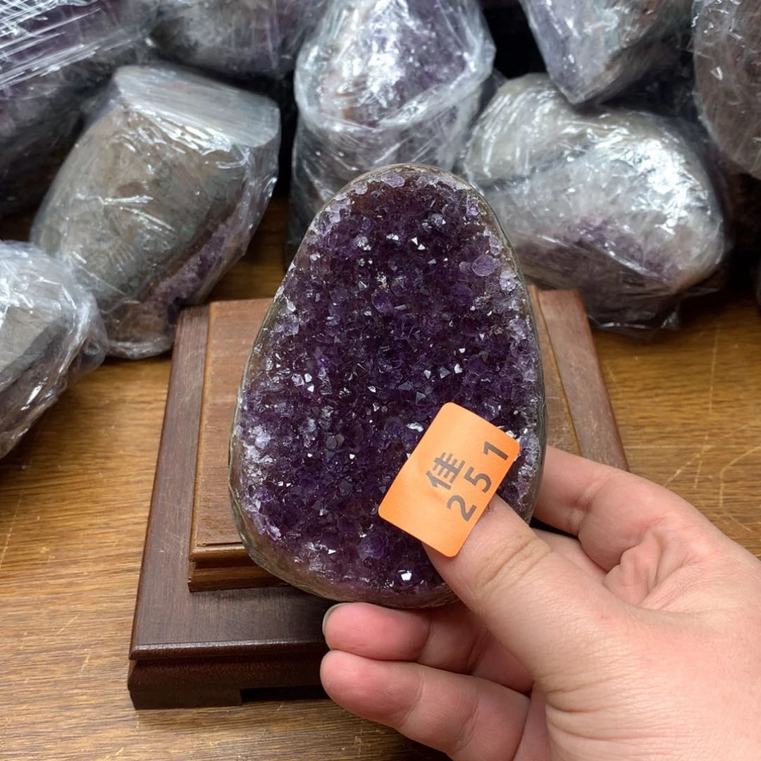 水晶大型摆件（非配饰）未镶嵌