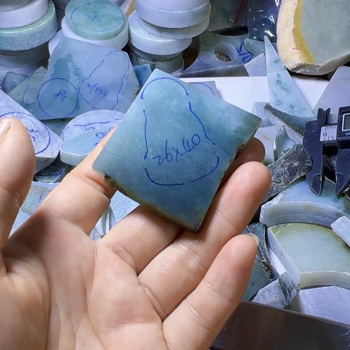 颈饰未镶嵌翡翠?***?