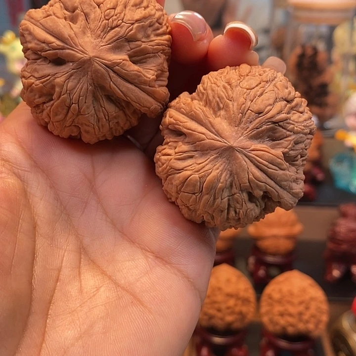 吊坠文玩核桃43御尊虎头