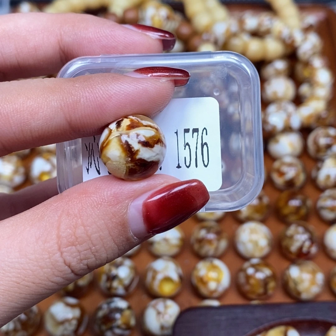 把件猴头核桃沁色圆珠老型1576