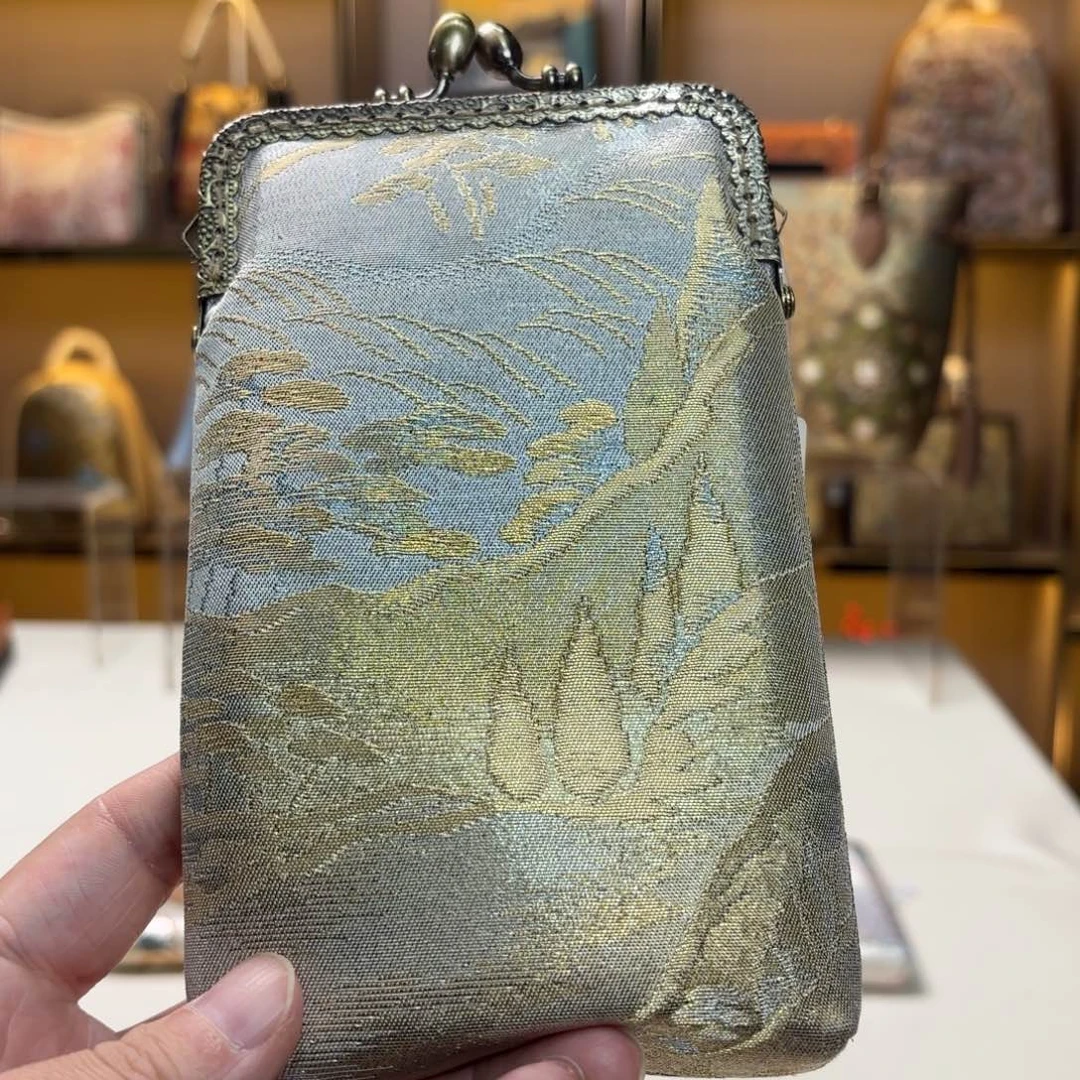 织绣高定浮力大漏