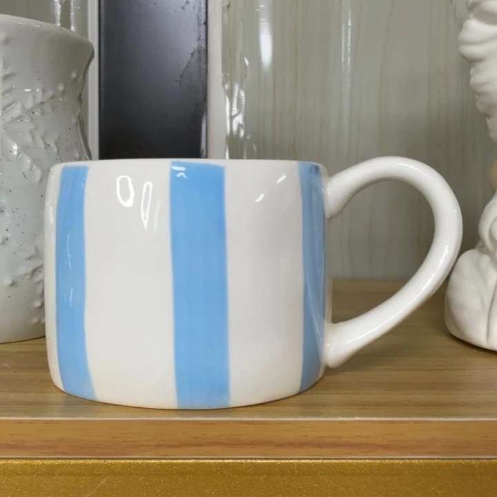 2只咖啡杯9.9赶紧搂