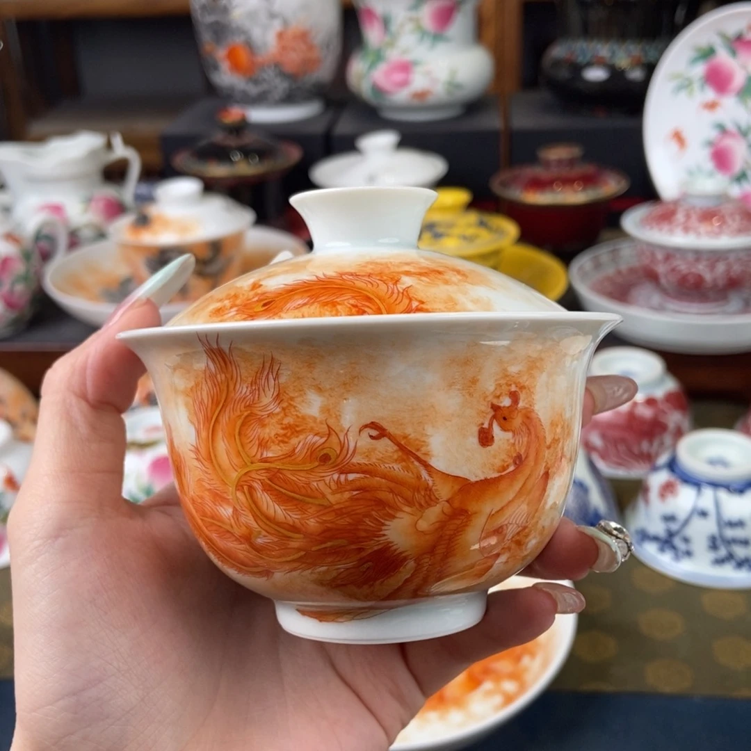 陶瓷艺术家的作品是一
