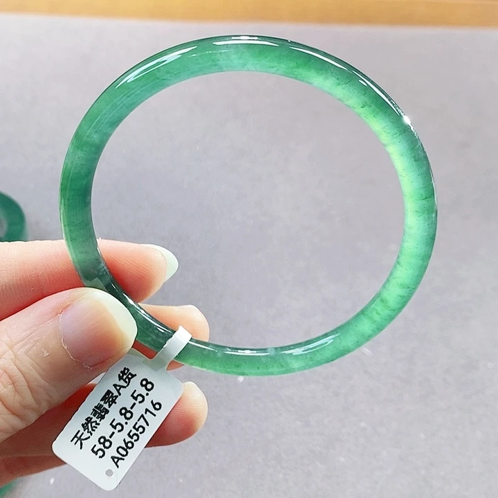 【闪购商品】未镶嵌手镯翡翠