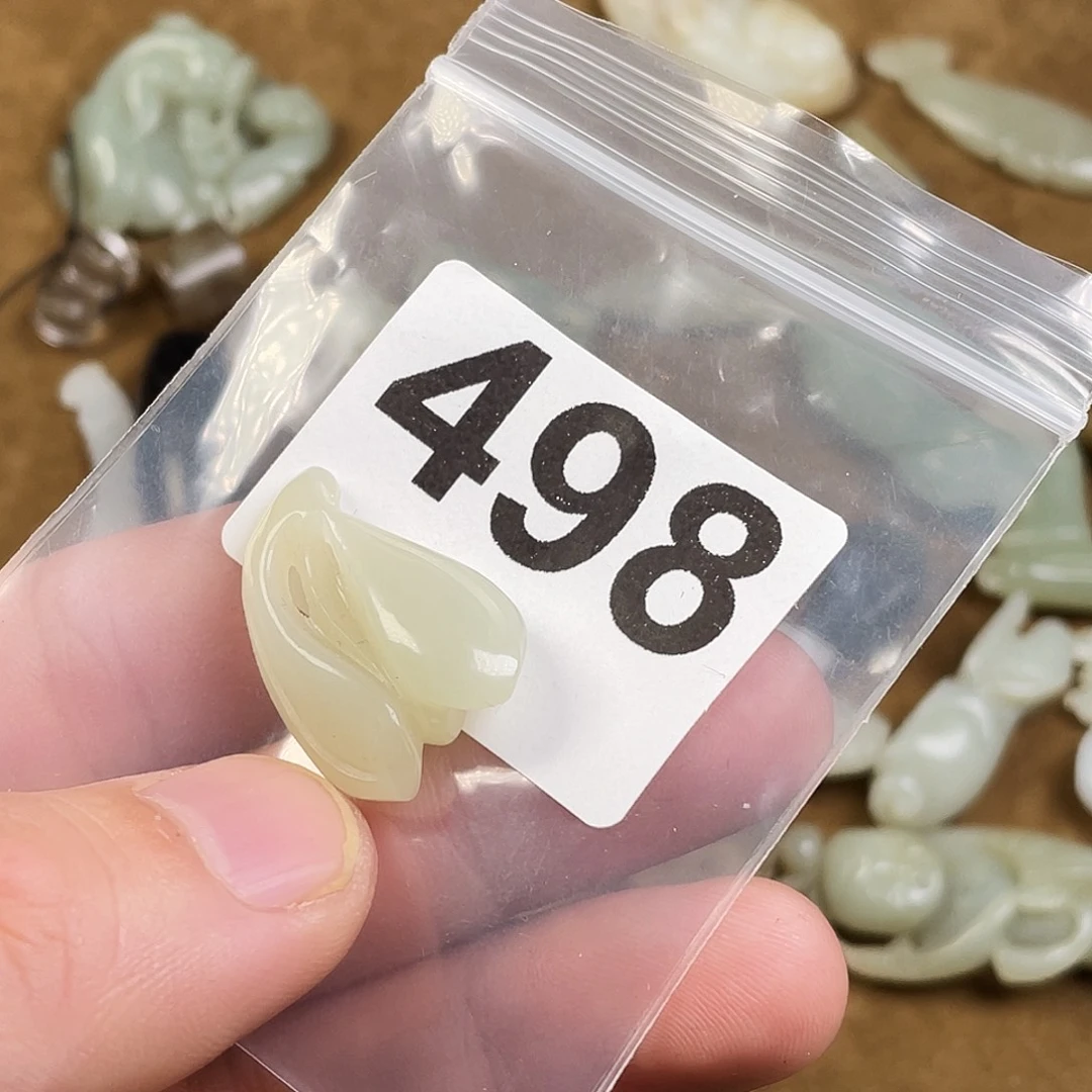 和田玉（糖玉）未镶嵌颈饰