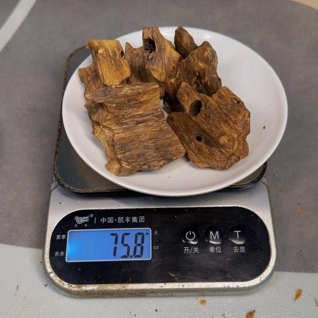 木陆 河 十 字 孔 老 料 75.8克 花香