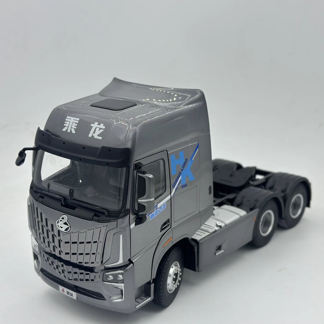 原厂1：24东风柳汽 霸龙 乘龙HK牵引车 H7拖头合金重卡车模型