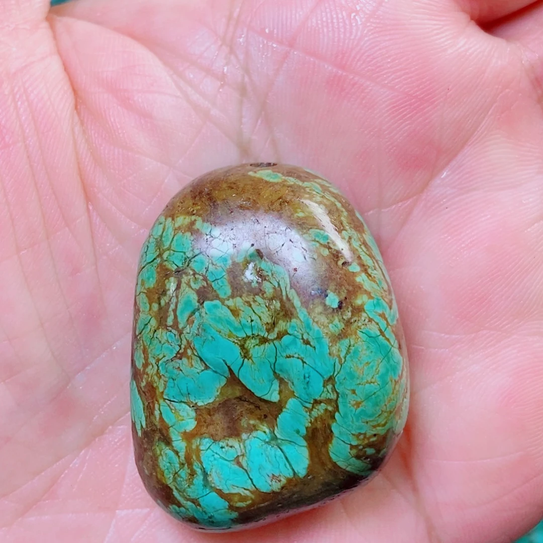 绿松石未镶嵌挂件