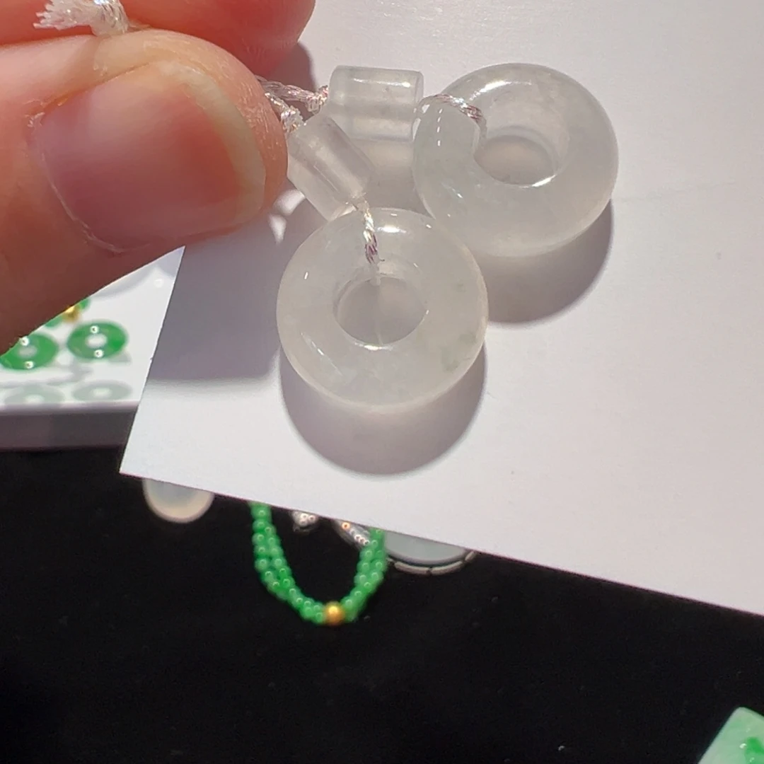 翡翠未镶嵌颈饰圈圈