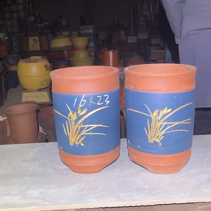 紫砂紫砂花盆和小