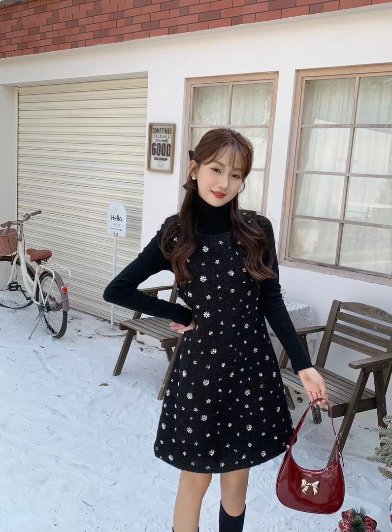 过年内搭打底连衣裙