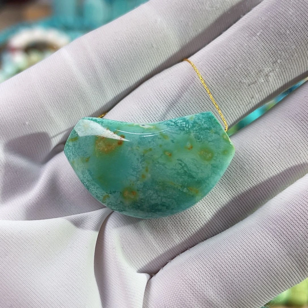 糊***涂绿松石未镶嵌珠宝奇石