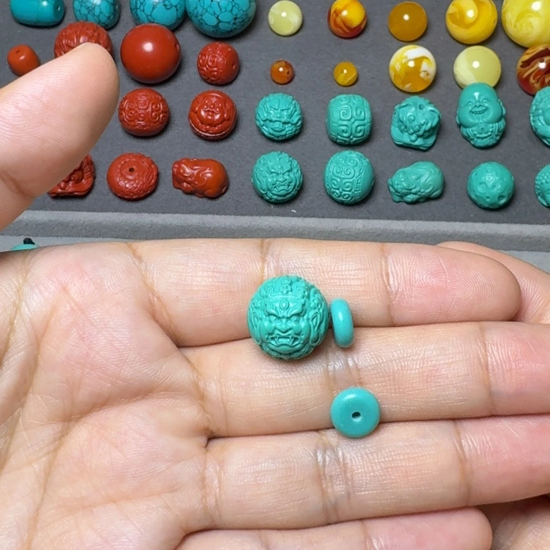 非金属14黄财一个，绿隔片2个