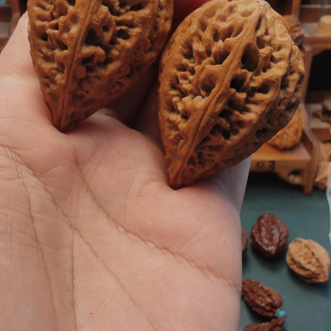 吊坠文玩核桃lwlbd树王级