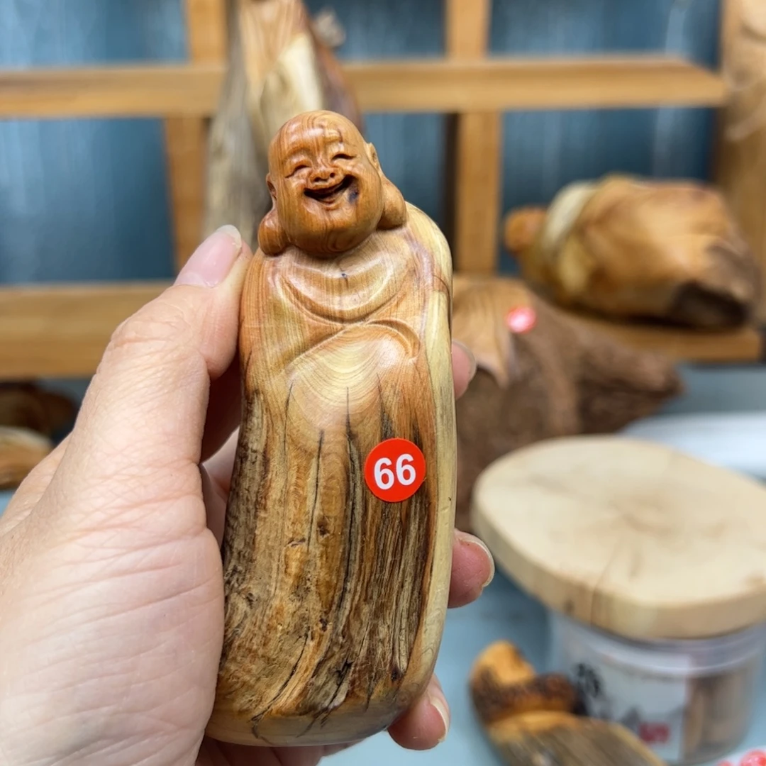 如***形木崖柏木摆件手把件