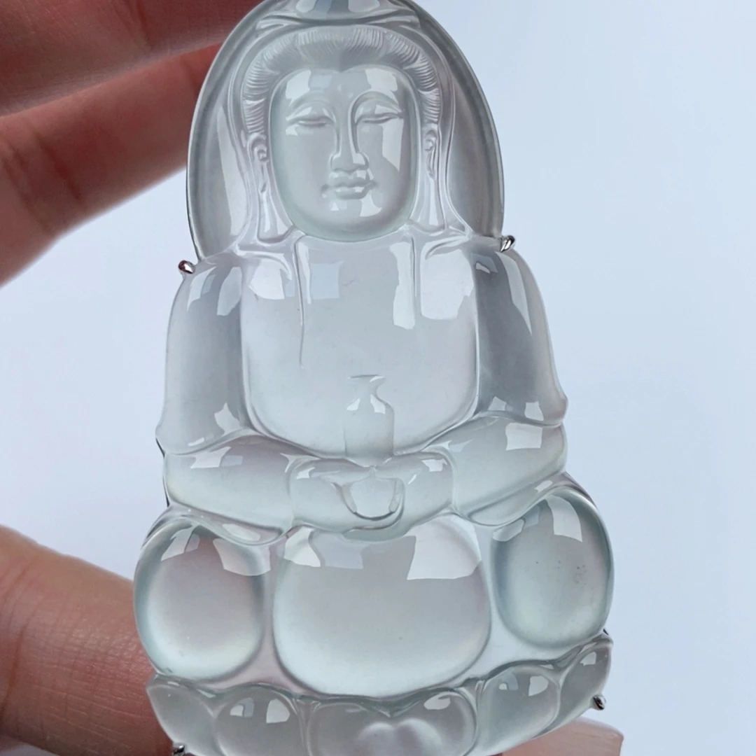 翡翠未镶嵌颈饰天空蓝高冰玻璃种正装观音