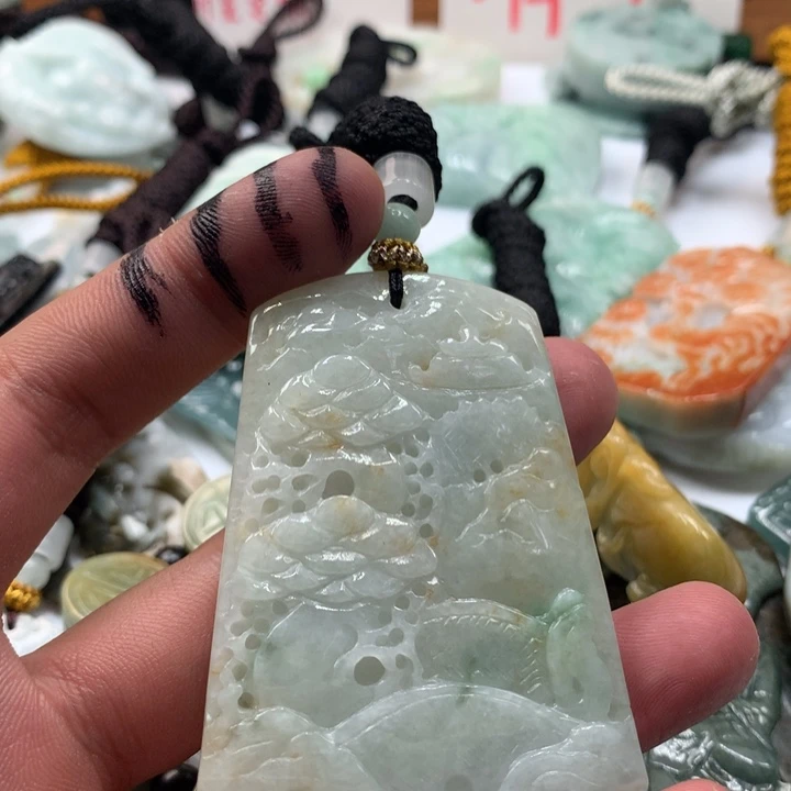 颈饰未镶嵌翡翠保真天然a货翡翠