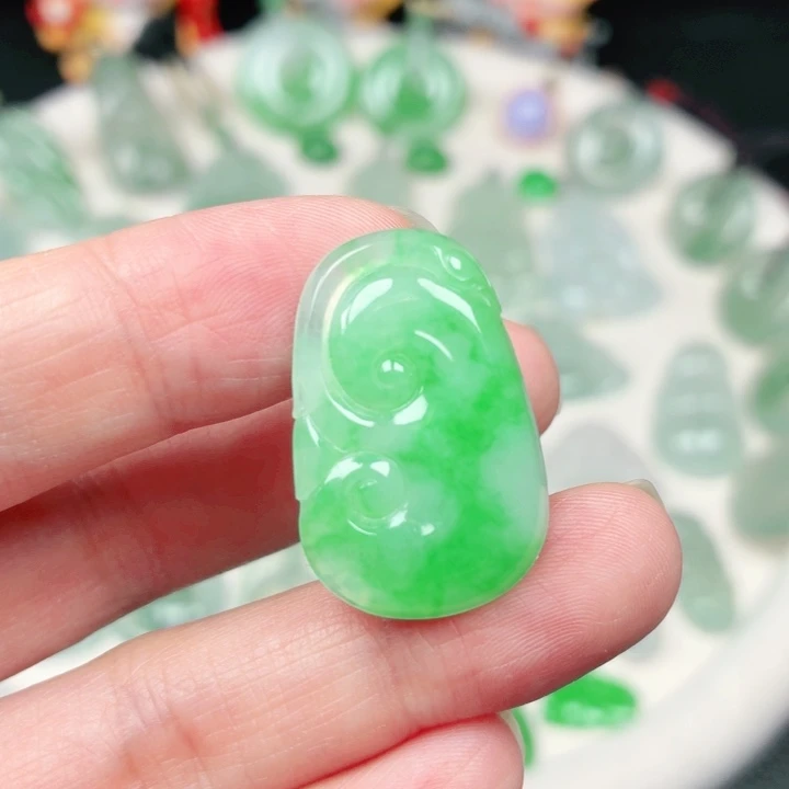 颈饰未镶嵌翡翠缅甸天然A货翡翠