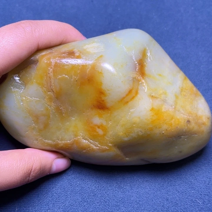 和田玉未镶嵌珠宝奇石