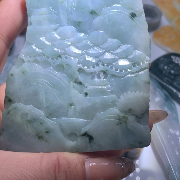 翡翠未镶嵌颈饰保真天然A货翡翠