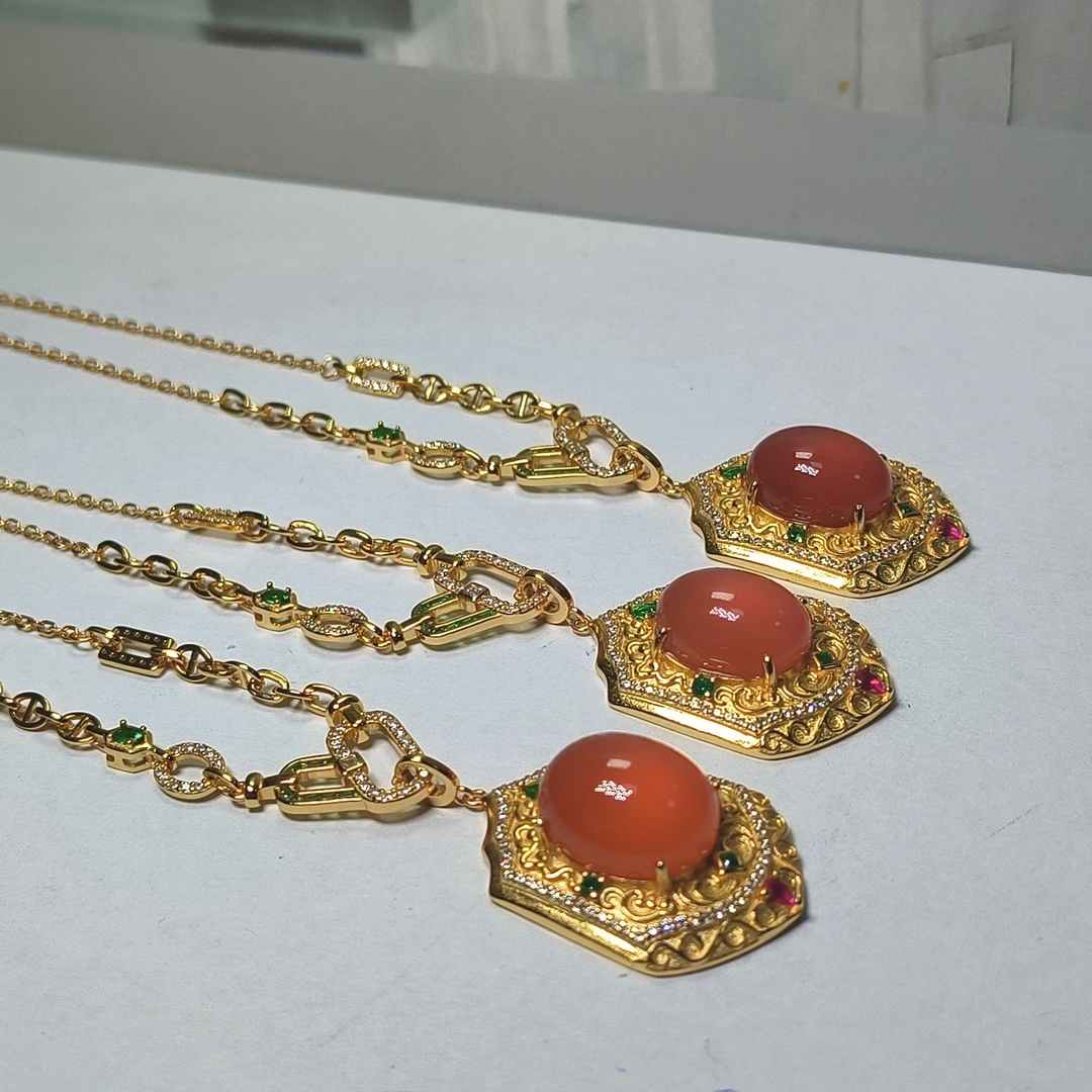 【村有晶品】天然南红吊坠 多样性发一件  1236ZBJY