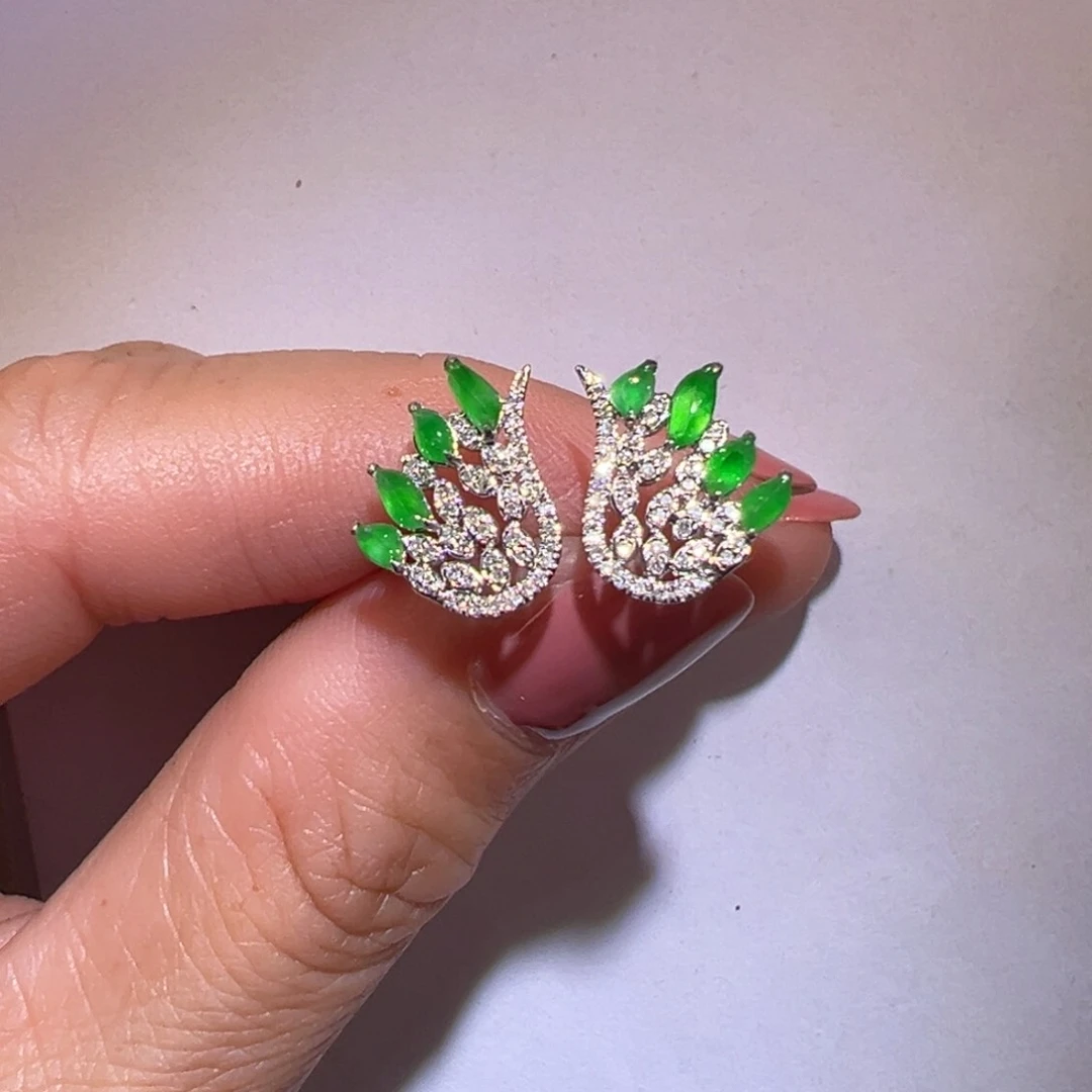 翡翠颈饰18K金镶嵌耳钉