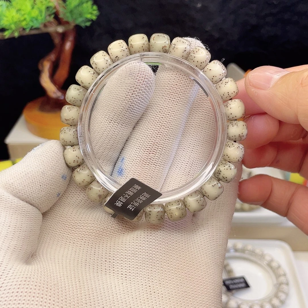 吊坠星月菩提009