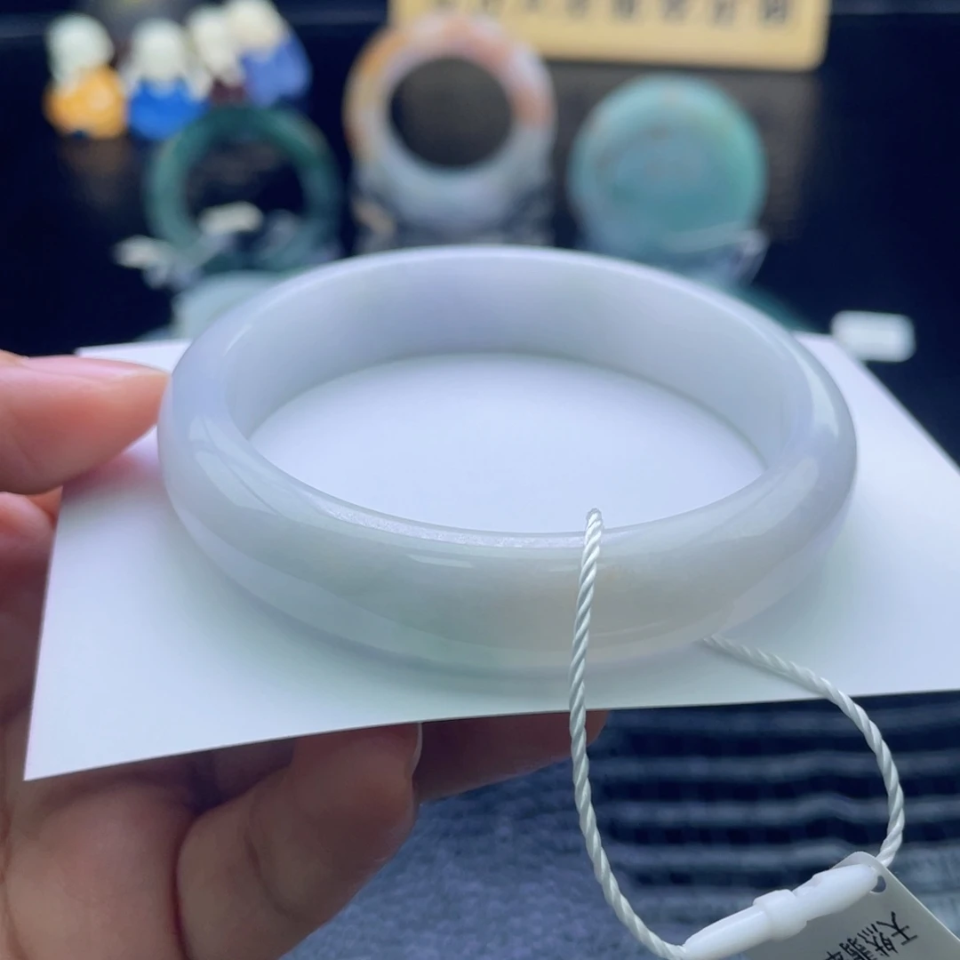 未镶嵌翡翠定制翡翠