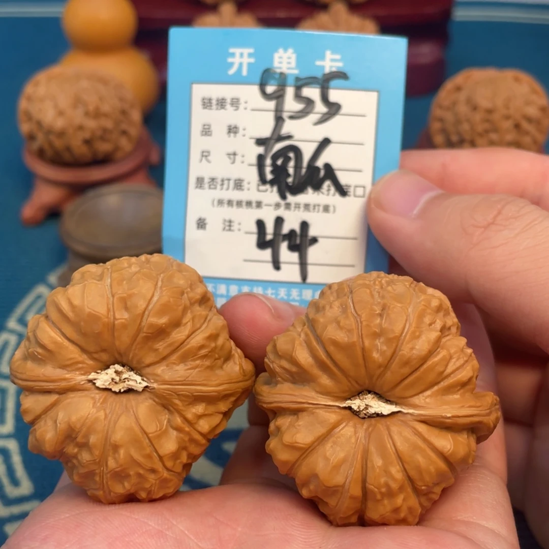 文玩核桃吊坠核桃