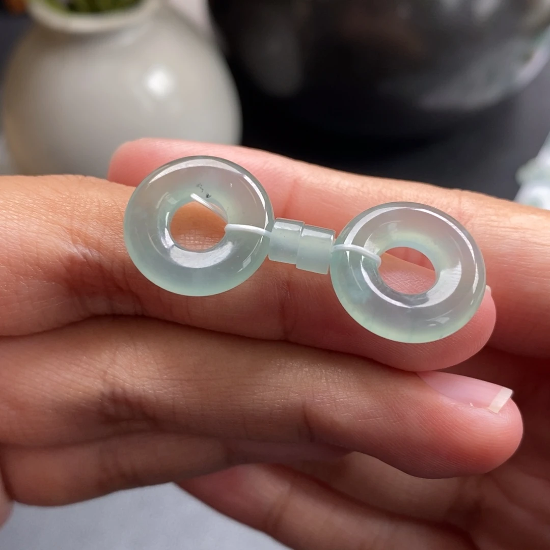 翡翠裸石冰晴甜甜圈