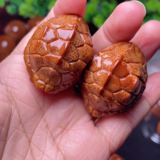 【闪购商品】手串/手链橄榄核龙脊富甲手球