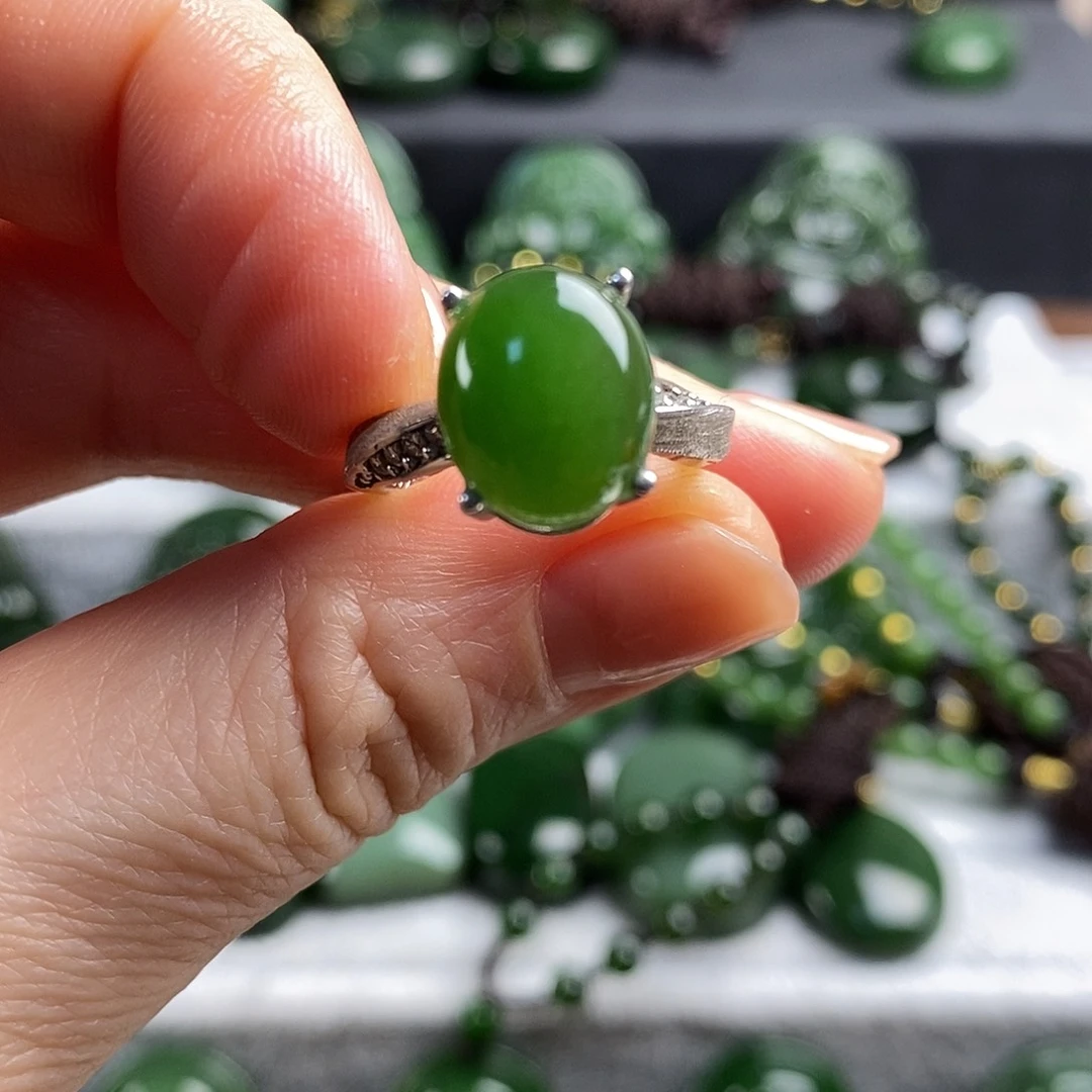 和田玉（碧玉）未镶嵌颈饰