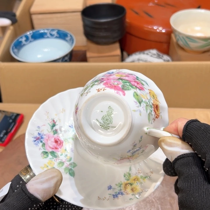 瓷器周边默认瑕疵1