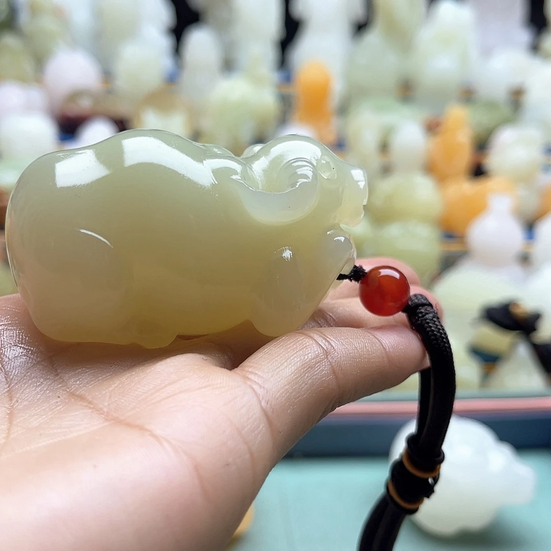 是***.新疆昆仑山脉山料