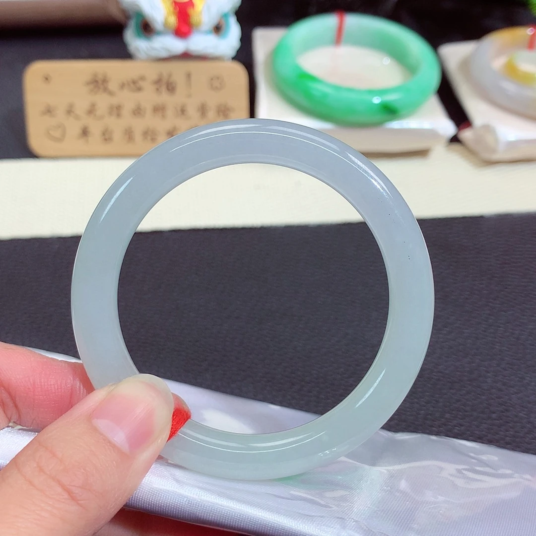 翡翠未镶嵌手镯588