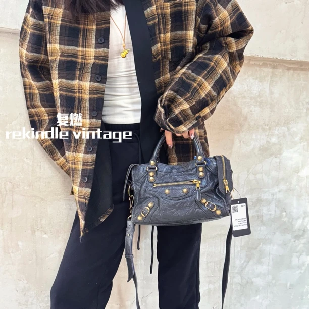 95新 Balenciaga/巴黎世家 复燃精选/深灰色citymini机车包