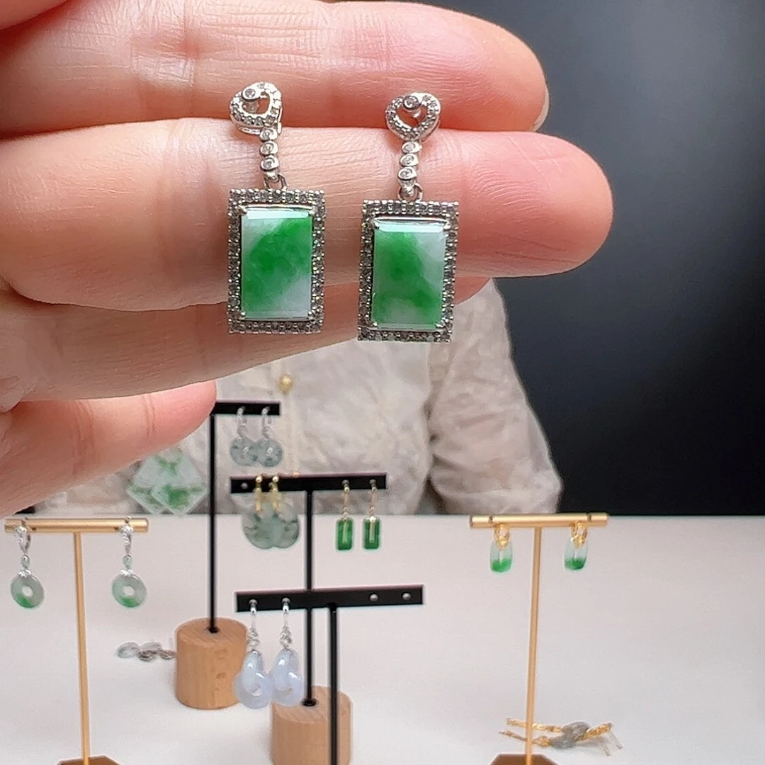 翡翠银S925镶嵌耳饰天然翡翠