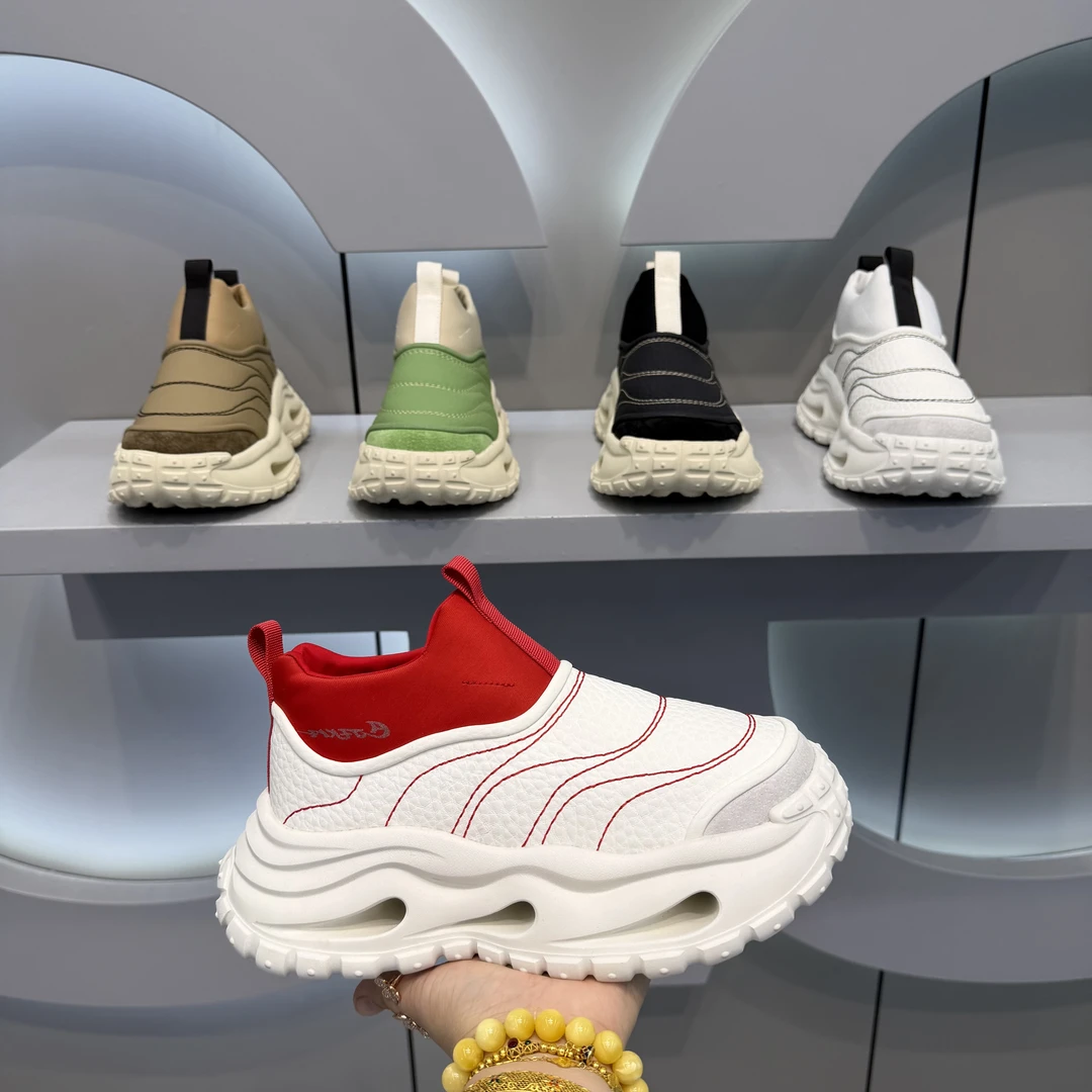 2025 秋冬时尚加厚潮男必备日常舒适休闲百搭潮流潮鞋（皮鞋尺码）