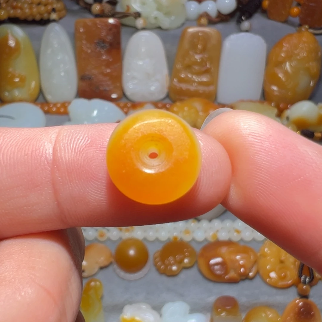 和田玉未镶嵌吊坠(不含链)