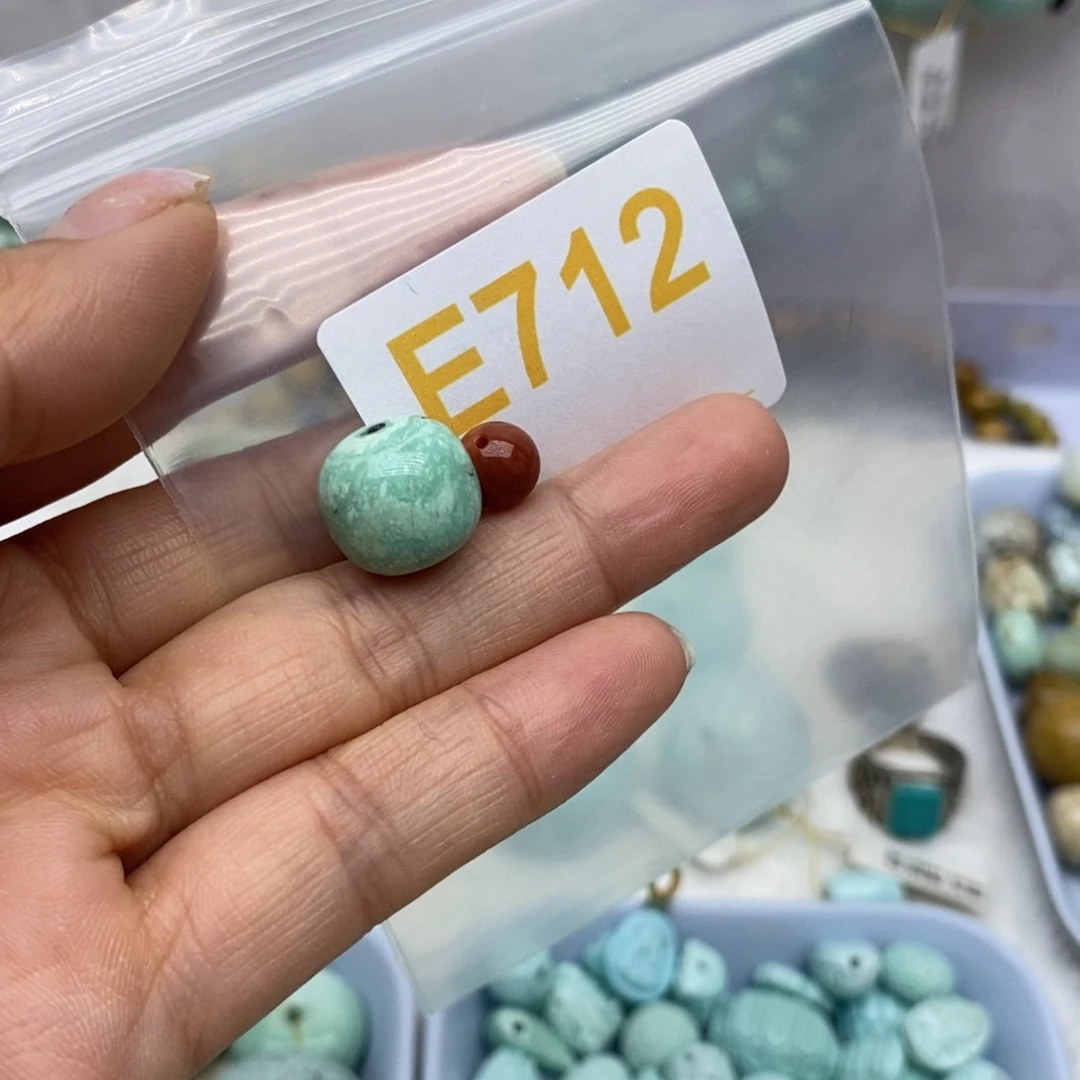 未镶嵌南红玛瑙珠宝奇石