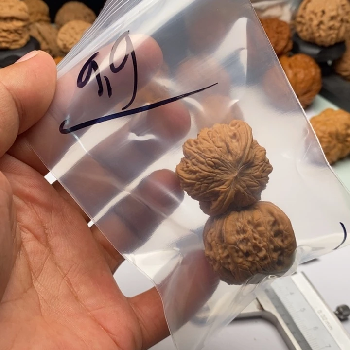 别***疼文玩核桃吊坠1111111111111111