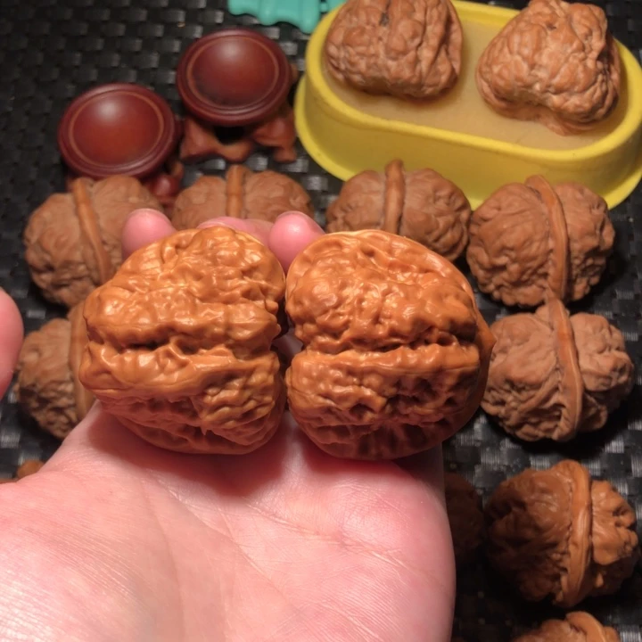 夏***川文玩核桃把件蛙王