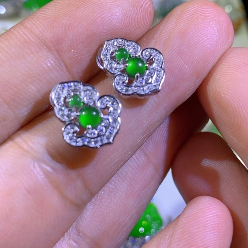 【闪购商品】翡翠挂件银S925镶嵌天然翡翠