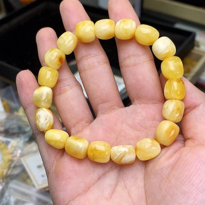 未镶嵌琥珀珠宝奇石