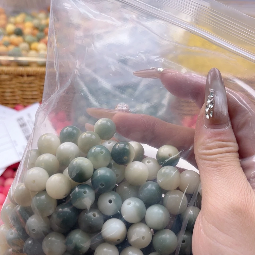 白玉菩提吊坠z锅底福利不售后。绿