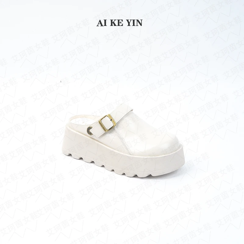 【艾珂茵】春夏新款圆头厚底金属皮带扣亮面包头拖鞋舒适时尚百搭