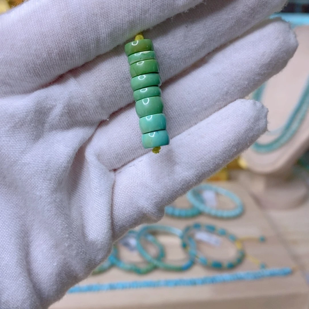 绿松石吊坠未镶嵌